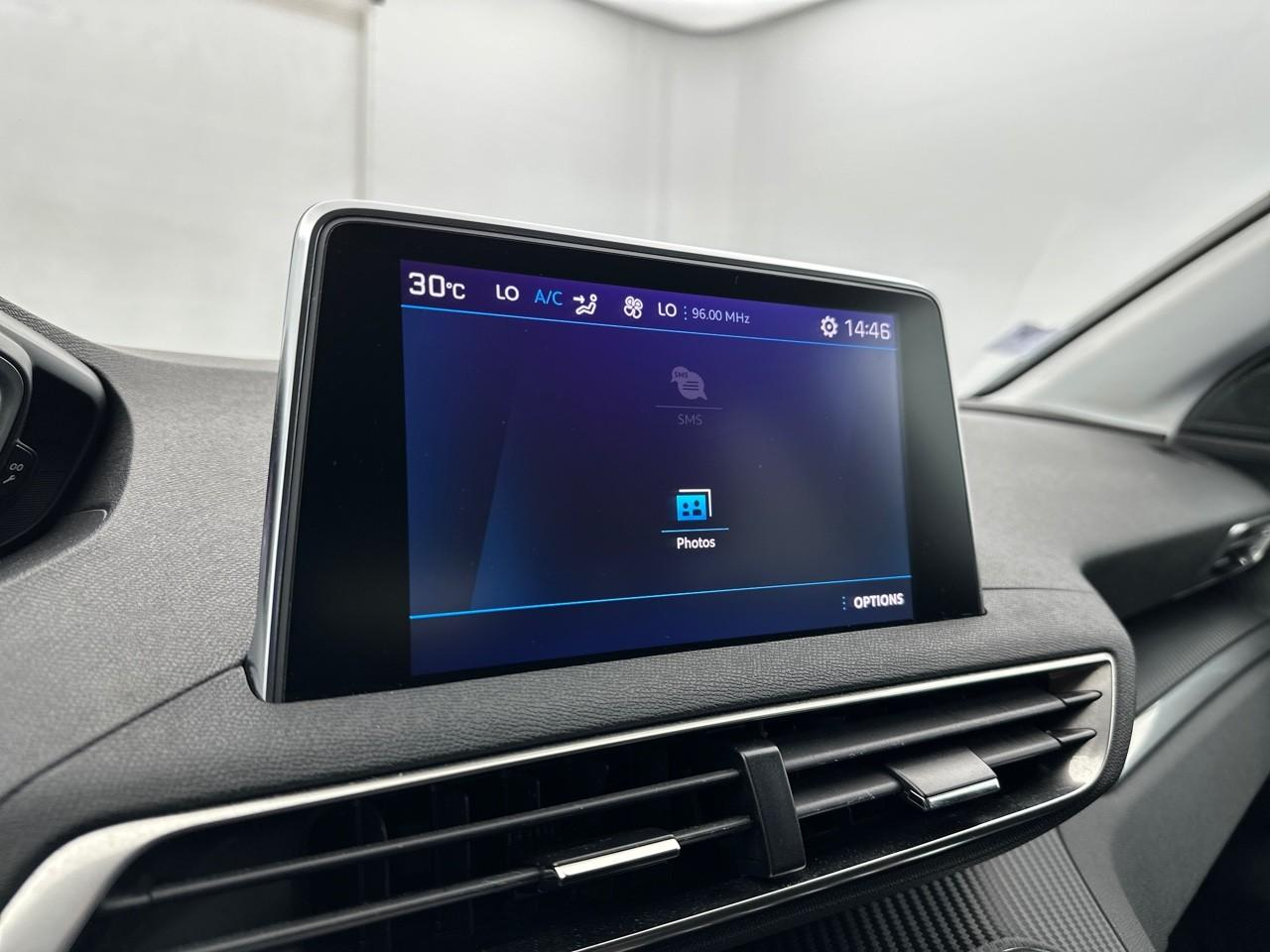 Peugeot 3008 puretech 130ch s&s eat8 style — photo 24