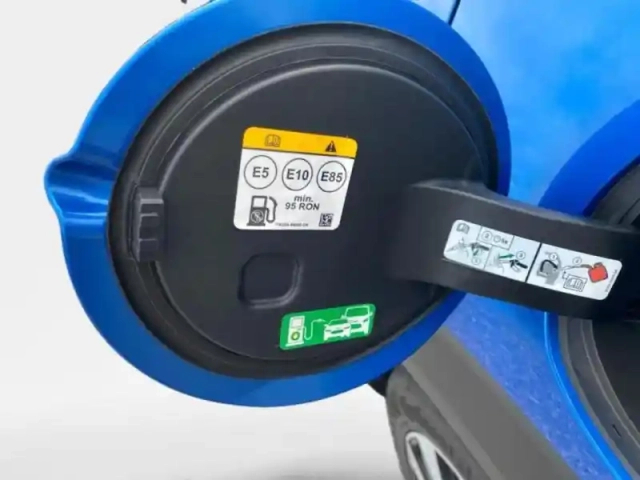 Ford Puma 1.0 flexifuel 125ch s&amp;s mhev titanium — photo 10