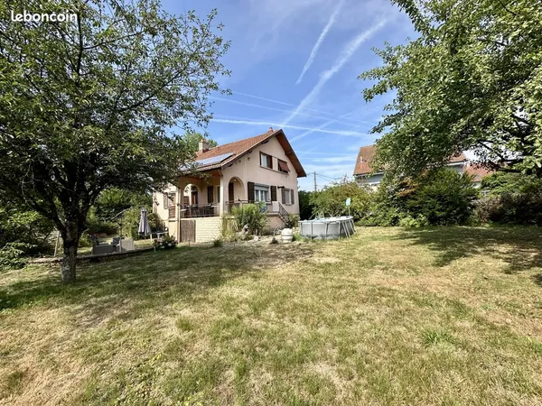 Maison 6 pièces 140 m²