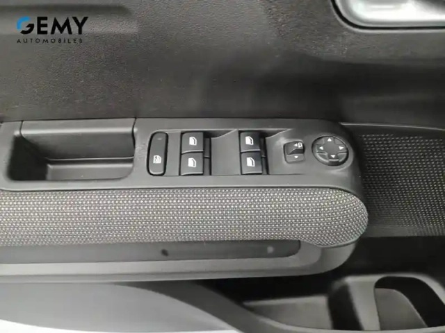 Citroën C3 Aircross puretech 110 s&amp;s bvm5 — photo 32