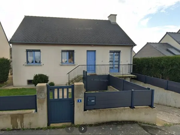Maison F4 sur sous sol