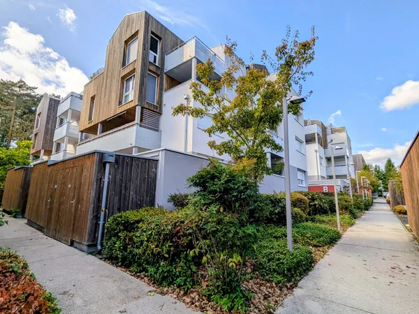 Appartement T2 avec grande terrasse plein sud