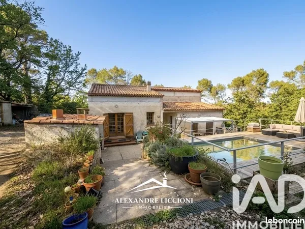 Maison familiale 6 pièces 145 m²