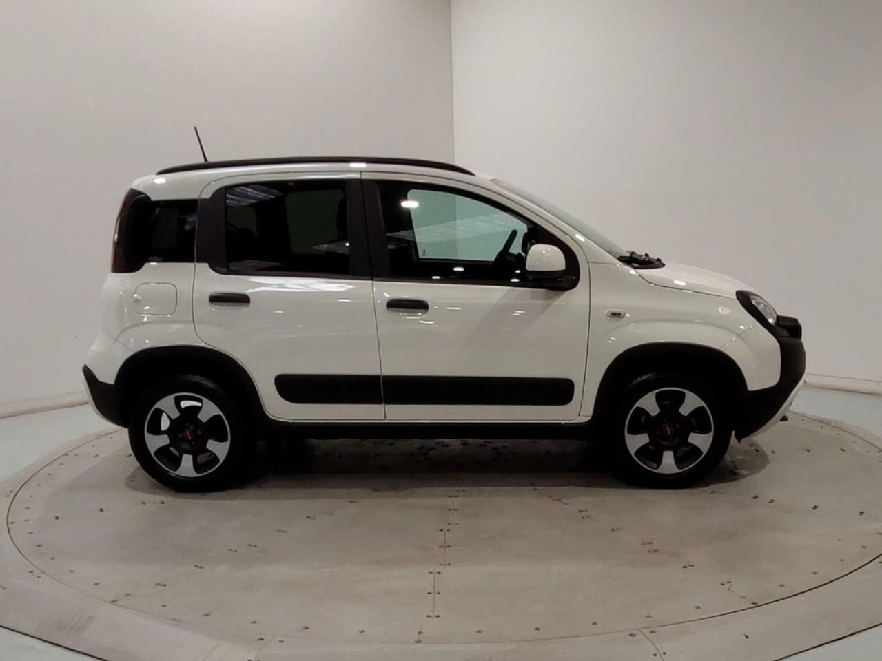Fiat Panda 1.0 70 ch hybrid bsg s/s cross — photo 6