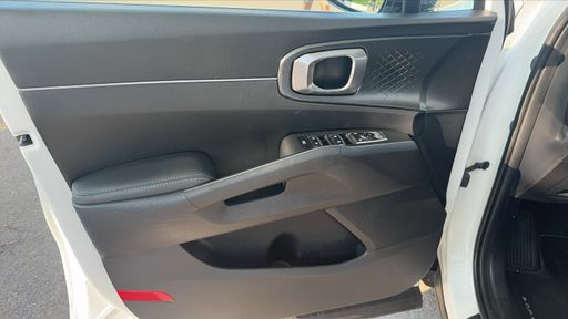Kia Sorento  1.6 T-GDi 16V GPF 230 Hybrid BVA6 180 ch - Design – 2022 – 45166 km – Hybride essence – Boîte Automatique — photo 27
