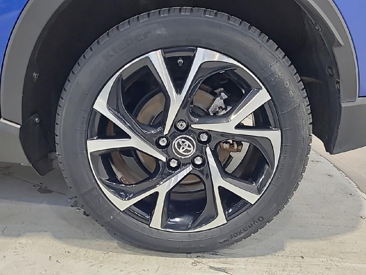 Toyota C-Hr hybride 1.8l edition — photo 16