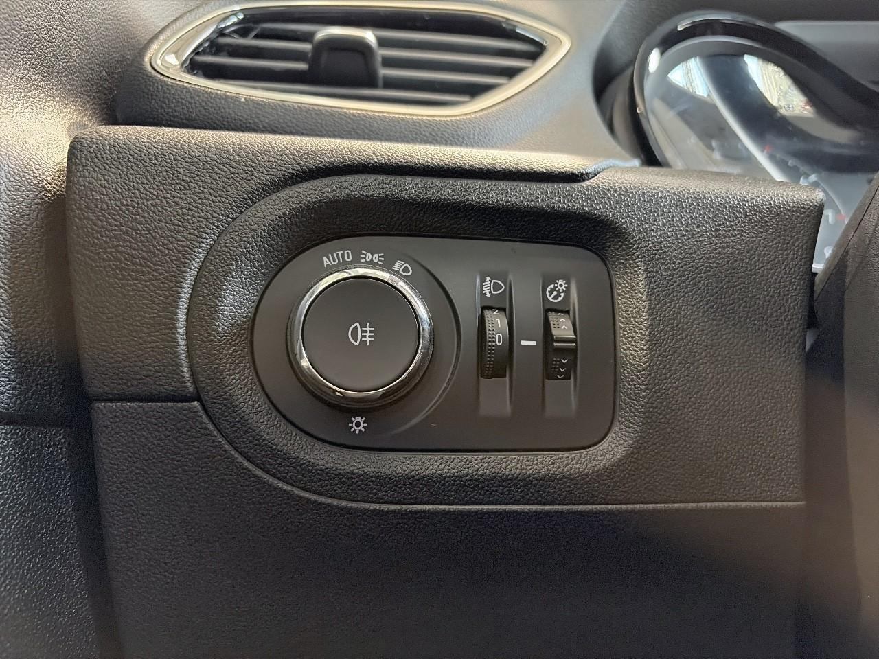 Opel Grandland x 1.2 turbo 130 ch edition — photo 24