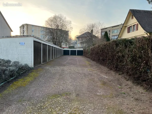 Garage à louer