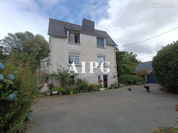 Maison 7 pièces 151 m²