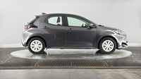 Toyota Yaris 116h Dynamic 5p MY22 — photo 4