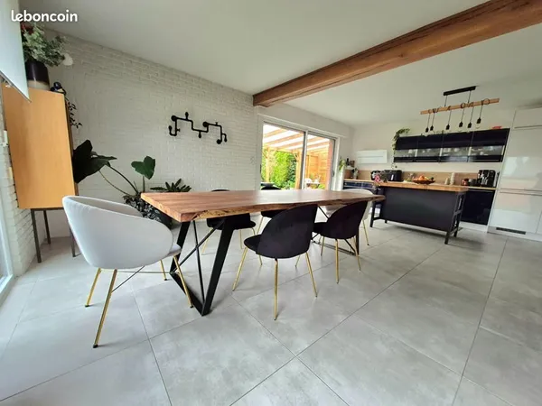 Maison 7 pièces 167 m²