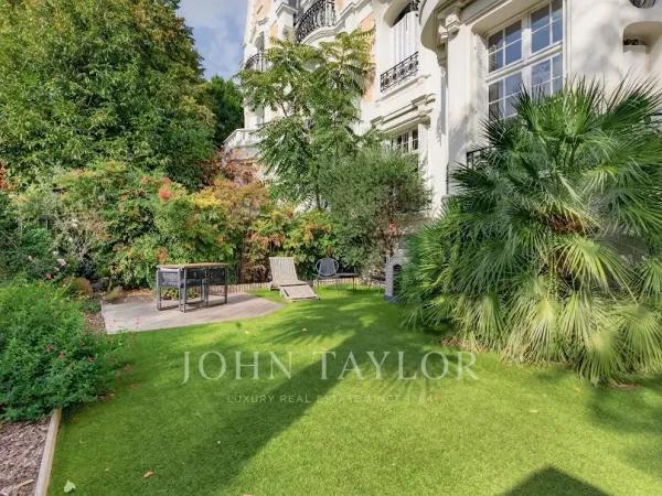 Hôtel particulier 10 pièces 426 m²