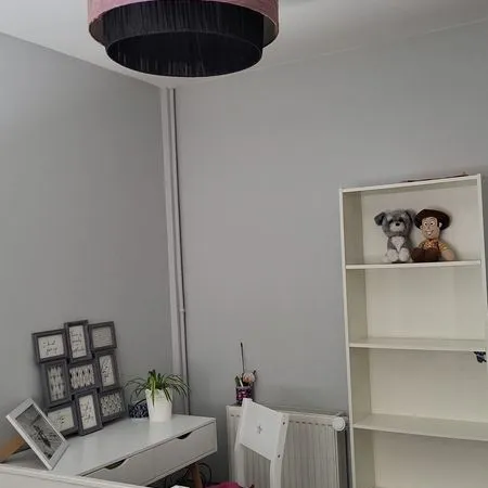 1 Chambre en colocation entre filles (MAISON 4 personnes)