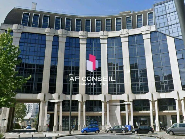 Bureaux 870 m²