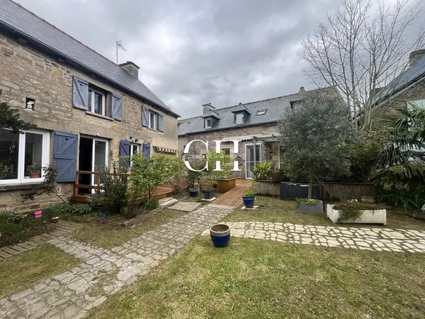 Deux longères indépendantes A VENDRE secteur SEVIGNAC