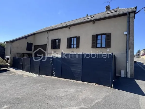 Maison 8 pièces 210 m²