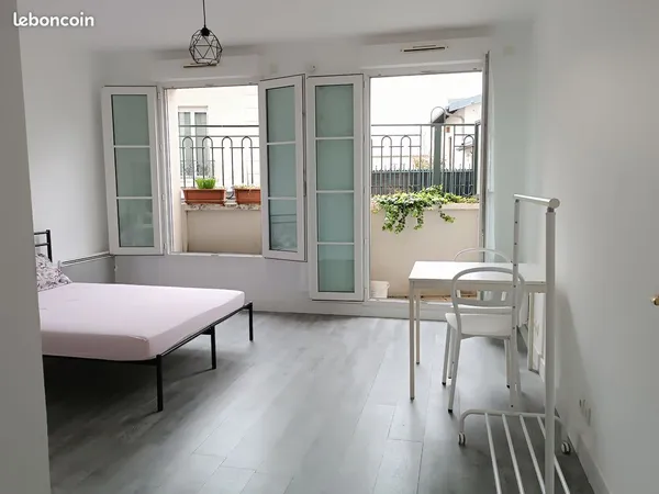 Studio meublé