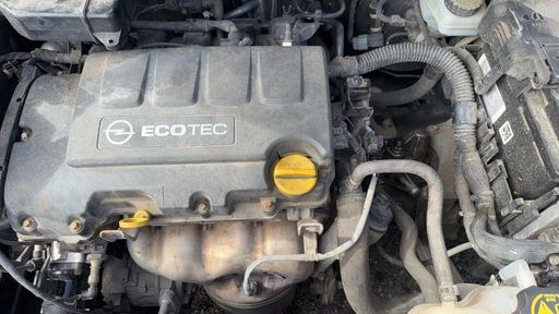 Opel Corsa 1.4 90 - Black – 2017 – 127041 km – Essence – Boîte Manuelle — photo 29