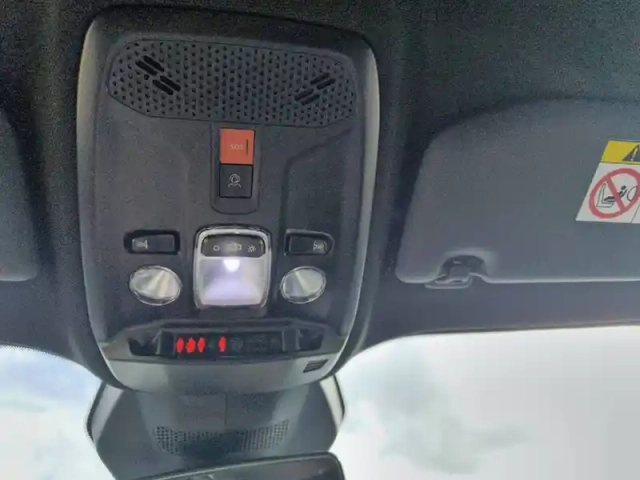 Peugeot 2008 hybrid 110 e-dcs6 — photo 60