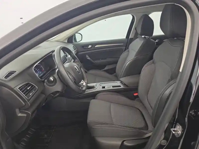 Renault Megane iv estate blue dci 115 edc — photo 46