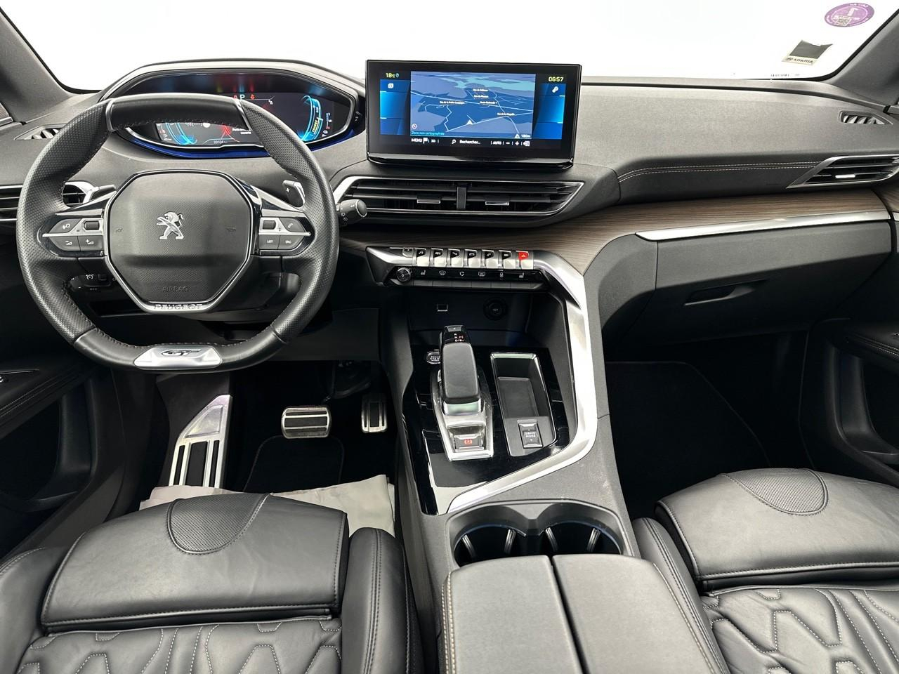 Peugeot 3008 hybrid 225 e-eat8 gt pack — photo 11