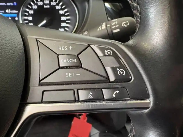 Nissan Qashqai 1.5 dci 115 — photo 19