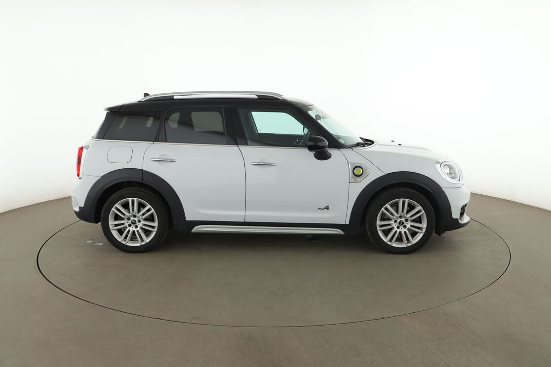MINI Countryman Cooper SE ALL4 Hybrid BVA6 — photo 6