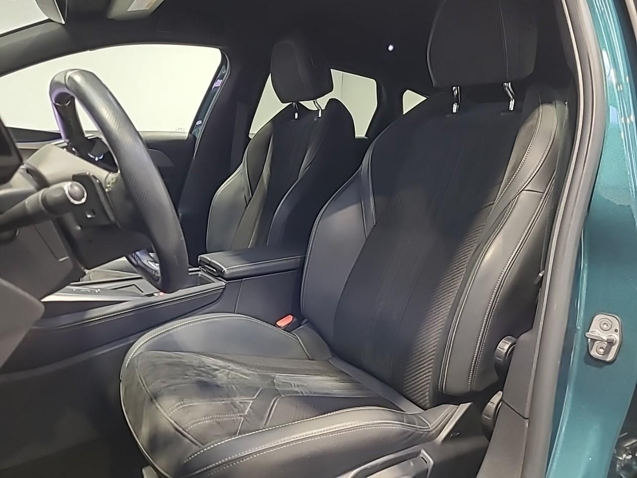 Peugeot 308 sw phev 180 e-eat8 gt — photo 10