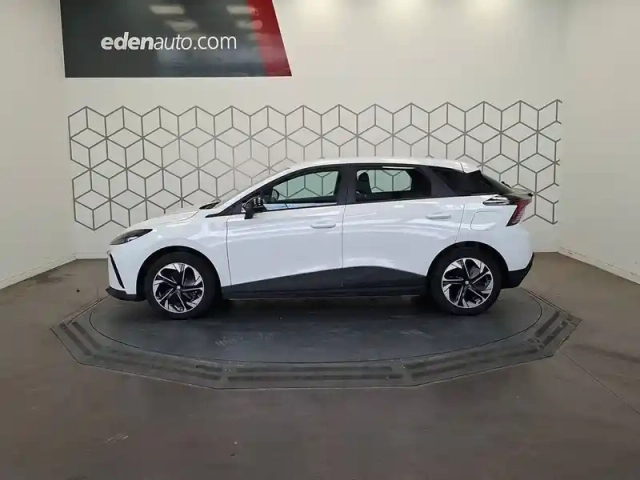 Mg Mg4 electric 51kwh - 125 kw 2wd — photo 3