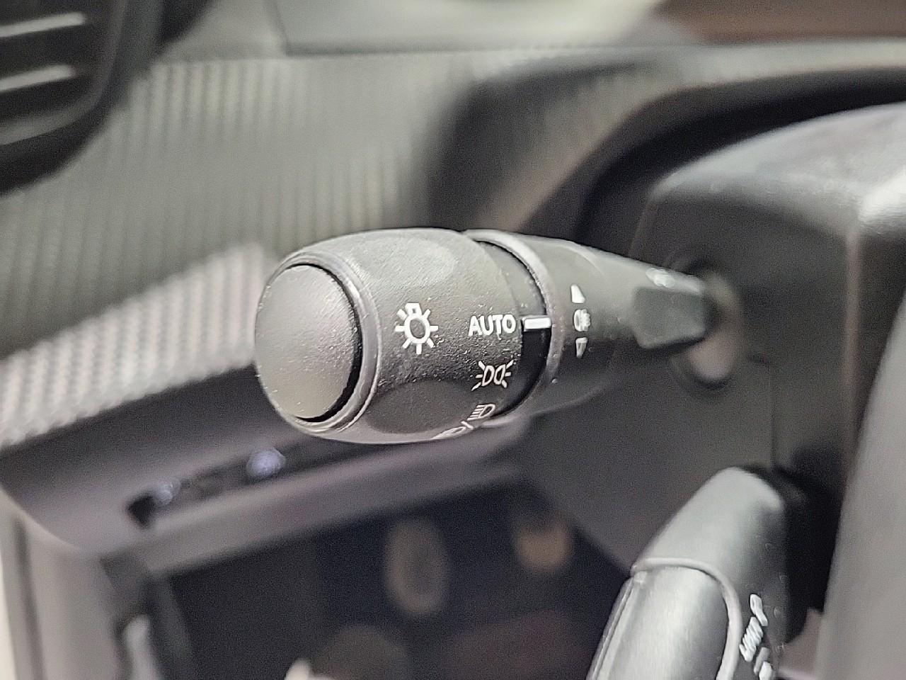 Peugeot 208 puretech 75 s&s bvm5 active — photo 20