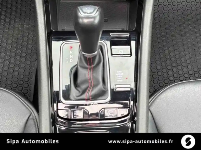 Jeep Compass 1.3 phev t4 240 ch 4xe eawd — photo 18