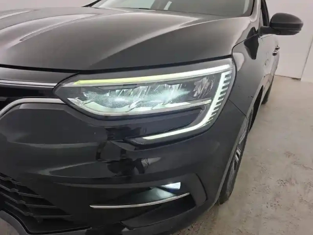 Renault Megane iv estate blue dci 115 edc — photo 288