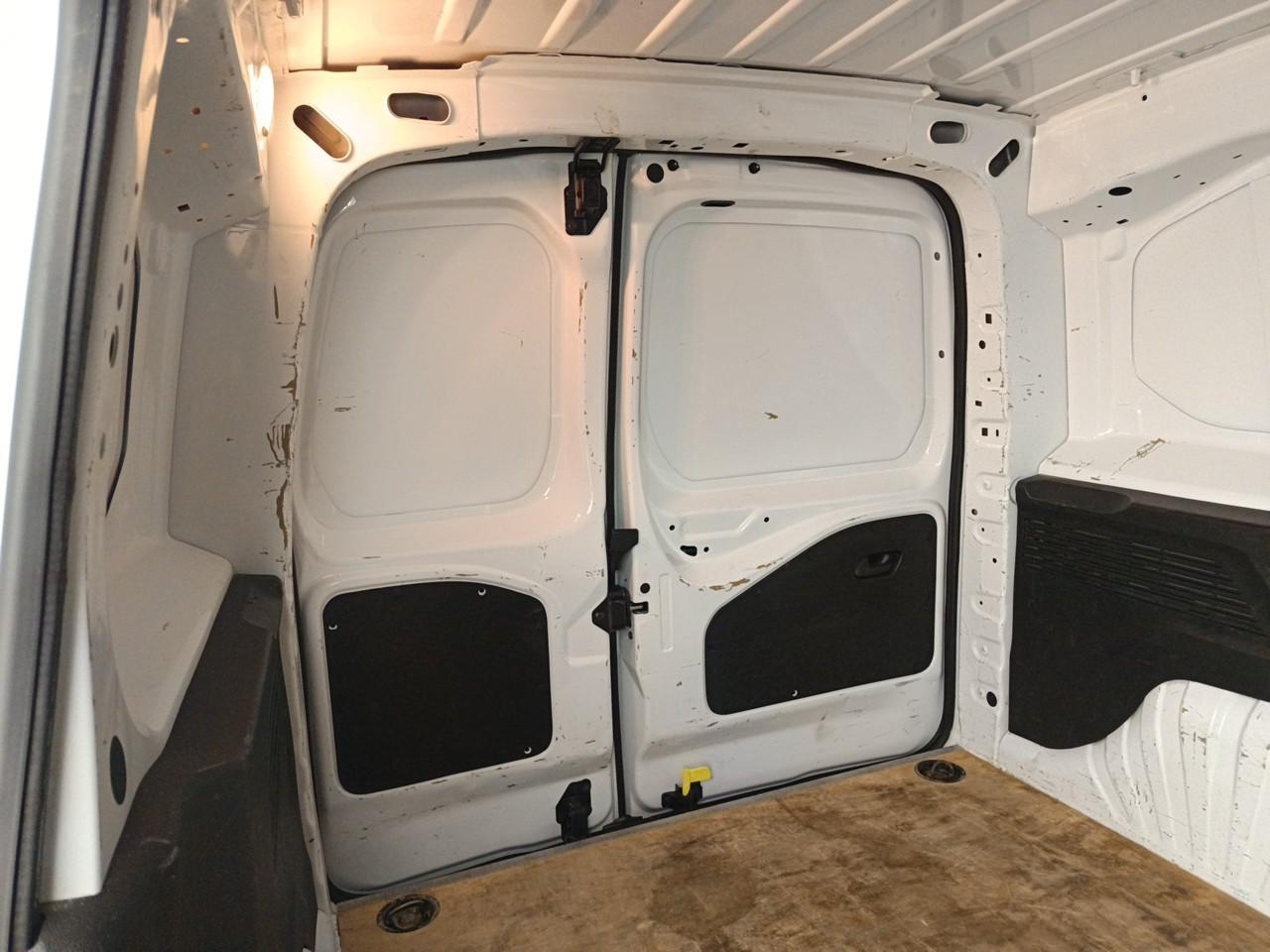 Peugeot Partner fourgon standard 650 kg bluehdi 100 s&s bvm5 premi — photo 31
