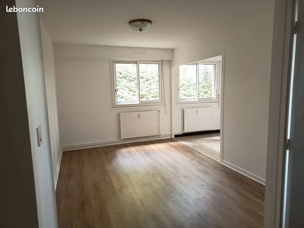 Studio 1 pièce 38 m²