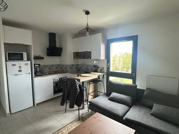 Apparemment T2 + garage Villefranche sur Saône