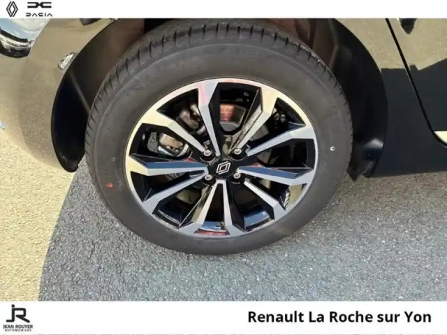Renault Clio 1.0 tce 90ch techno - 25 — photo 8