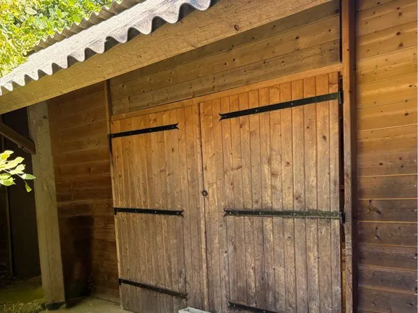 BOX DE STOCKAGE 25 m² - 55 m³ - 65 /MOIS