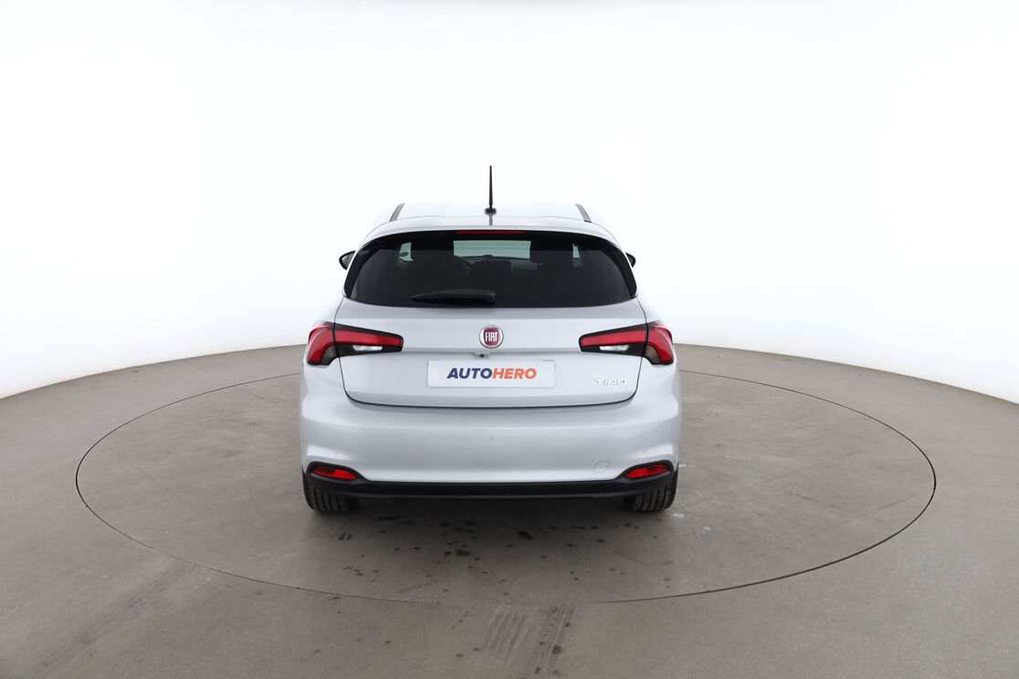 Fiat Tipo 1.6 MultiJet Lounge — photo 4