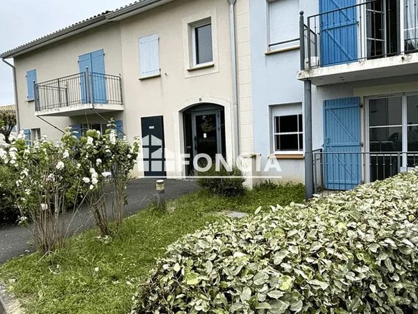 T2 43 m² avec terrasse + parking + piscine