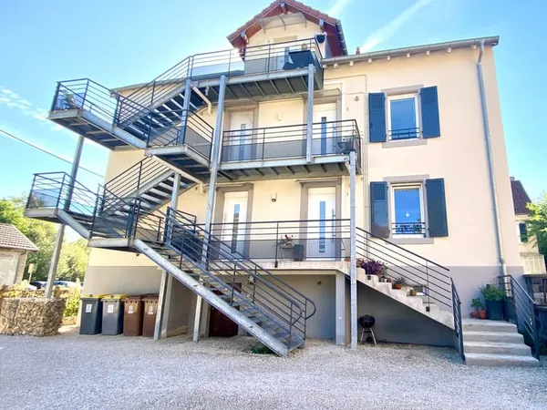 Immeuble à vendre proche de BELFORT (90)
