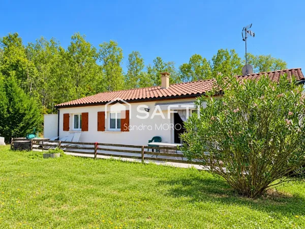 Maison de plain-pied - 102 m² - 3 chambres + bureau - Terrain de 857 m²