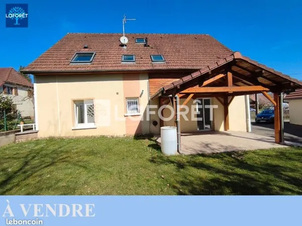 Maison 8 pièces 212 m²