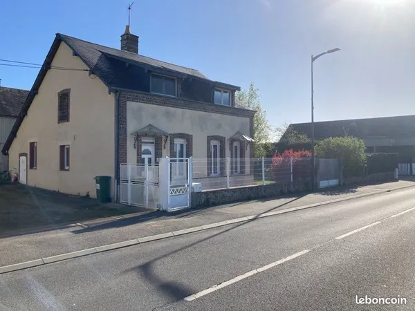 Maison sortie de bourg
