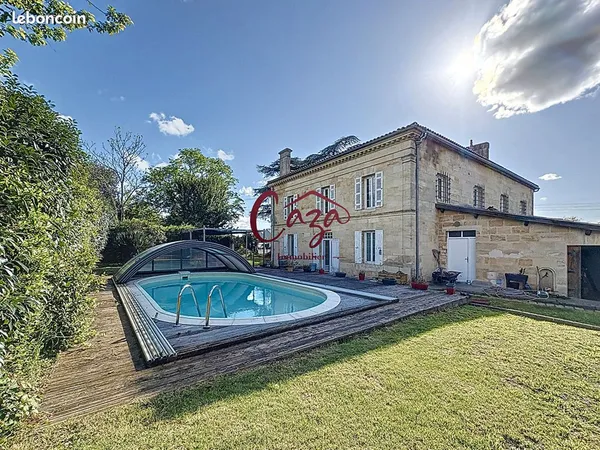 Maison 8 pièces 400 m²