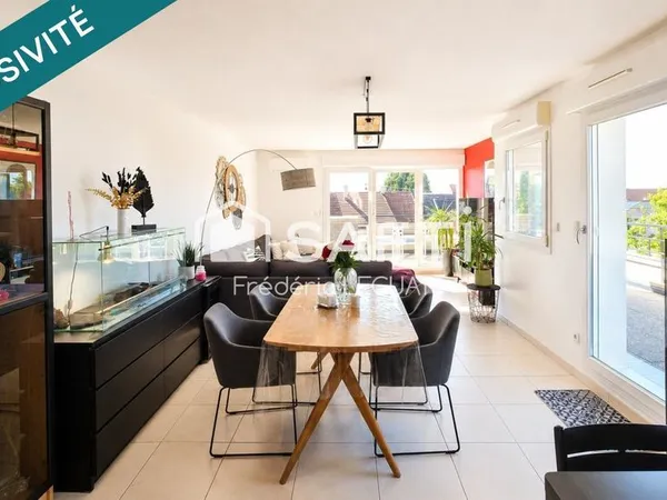 Bel appartement duplex traversant avec vue dégagée
