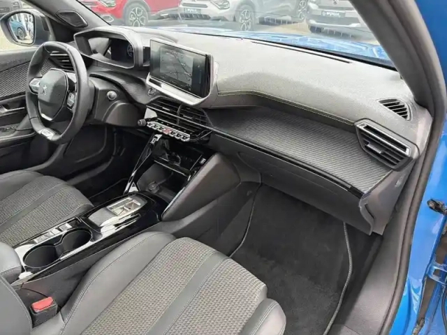 Peugeot 2008 electrique 136 ch — photo 47