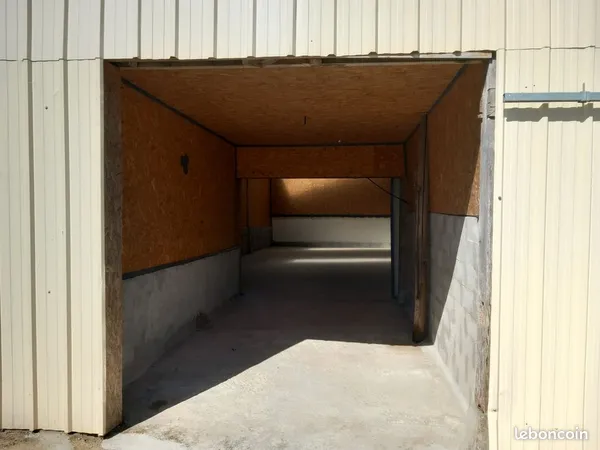 Stockage Location Langouet 160m² 650€