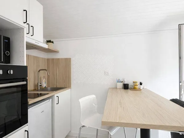 Studio 1 pièce 18 m²