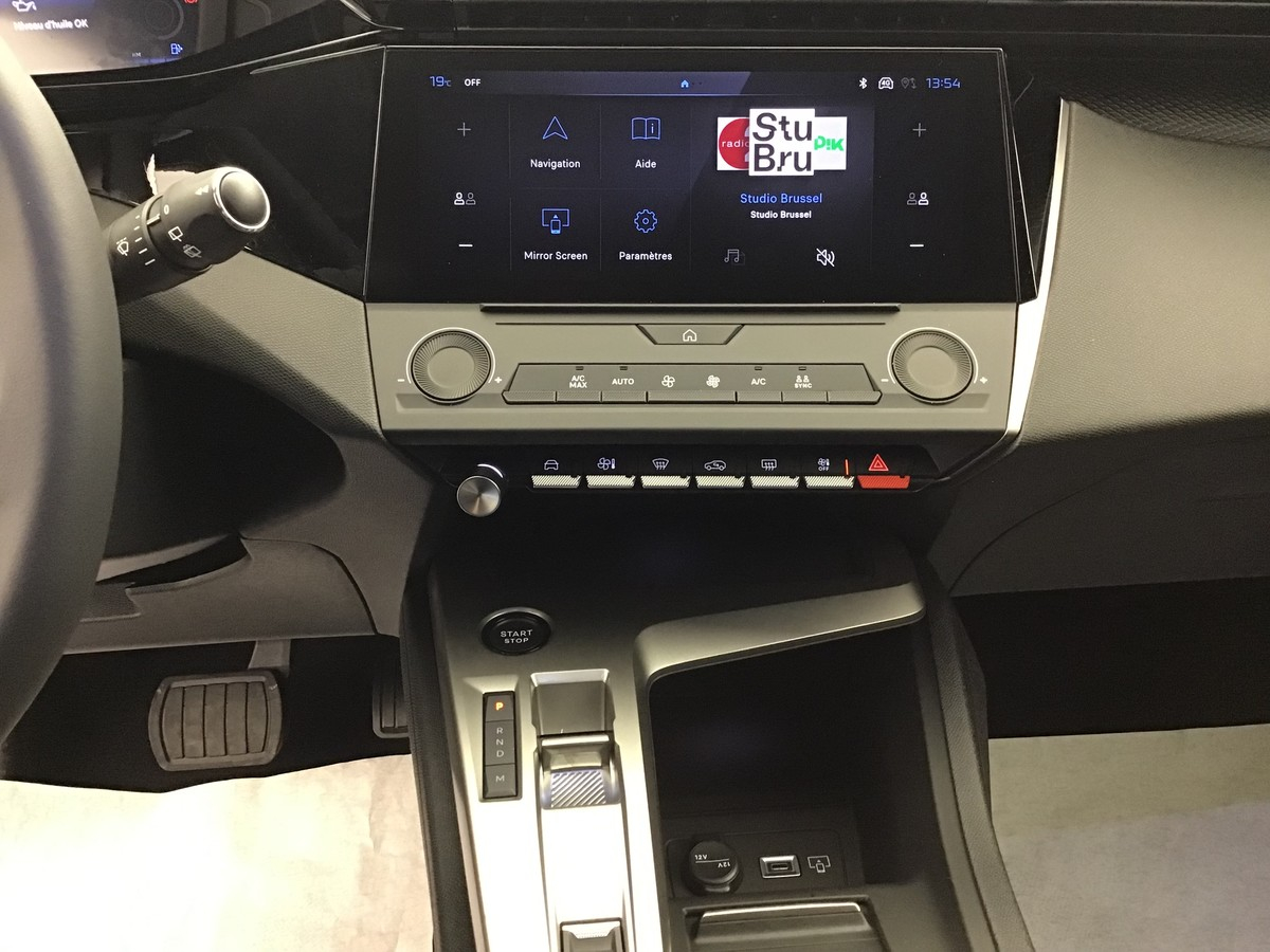Peugeot 308 — photo 11