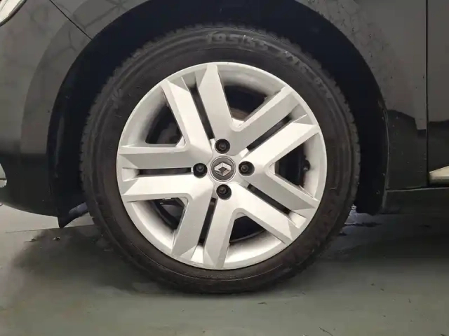 Renault Clio blue dci 85 — photo 18